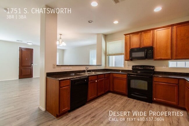 Building Photo - 1751 S. CHATSWORTH- Rental