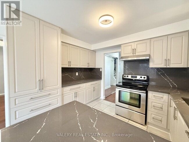 Photo - 94 Reed Dr Unit 1