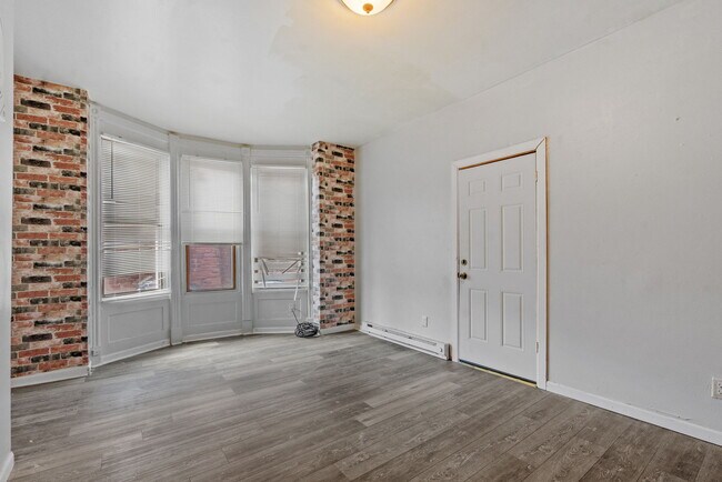 Photo - 179 Elk St Unidad Floor 1