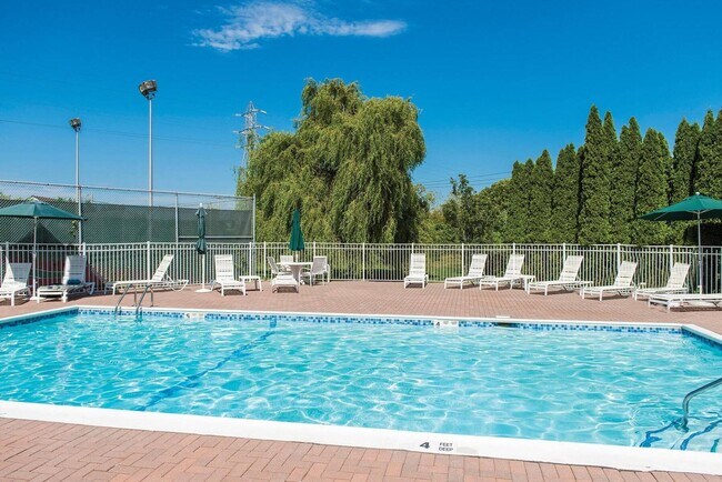 Photo - 125 St.Andrew Cir