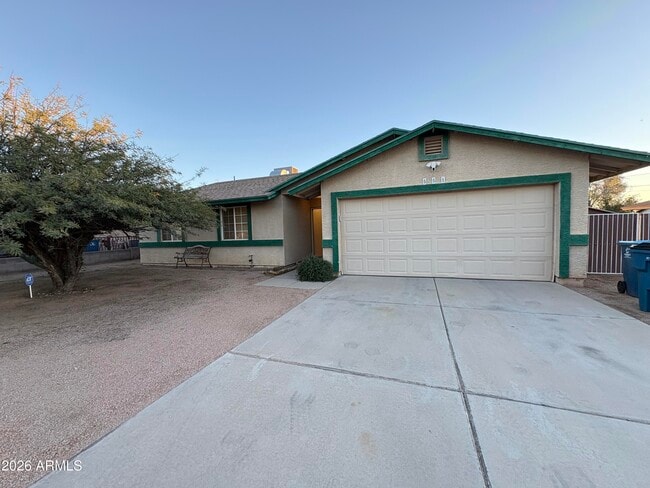 Photo - 551 W 21st Ave