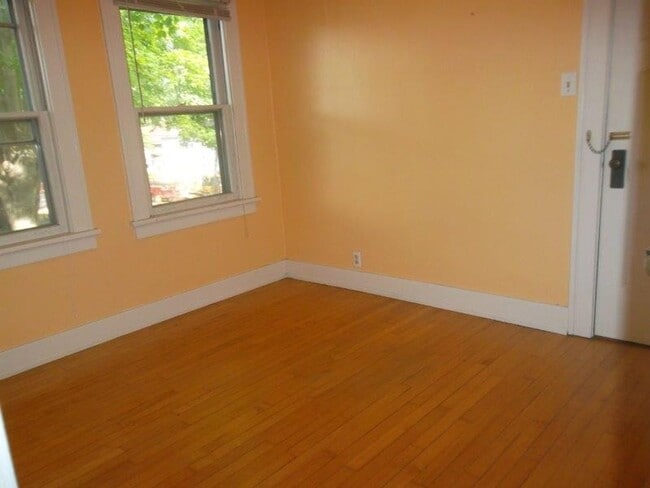 Photo - 1108 E Johnson St Unit 2