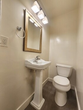 Photo - 3335 Canfield Ave