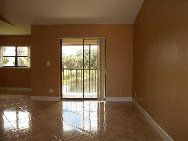 Photo - 4014 NW 87th Ave Unidad 4014