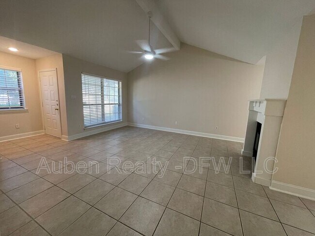 Photo - 2916 Kathleen Ln