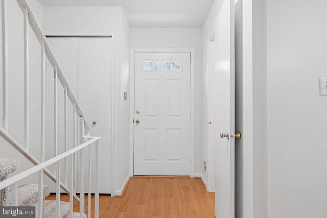 Building Photo - 7923 Pebble Brook Ct