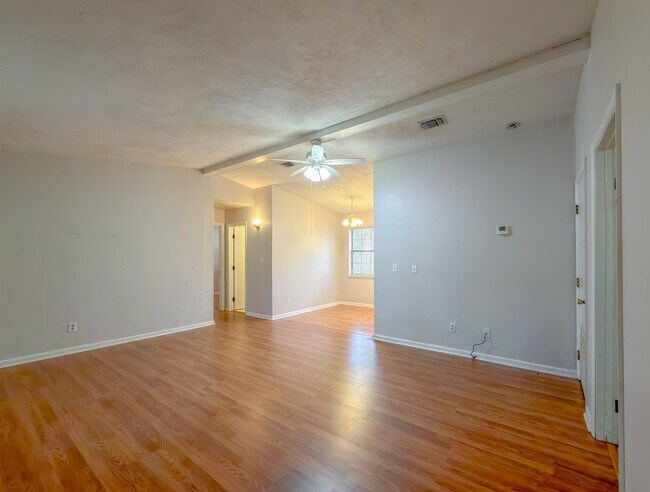 Photo - 2254 Tuscavilla Rd