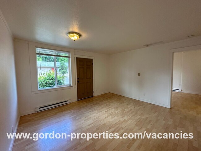 Photo - SE Arista Dr - 1 bedroom apartment in Oak Grove with storage unit Unit 15032