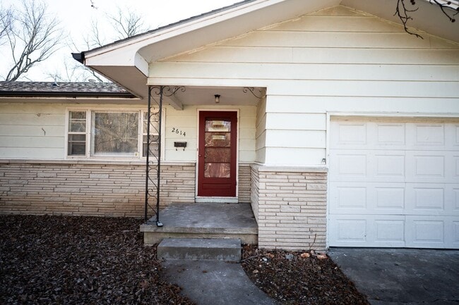 Photo - Updated 3-Bedroom Home in Northeast Springfield — Garage & Spacious Backyard
