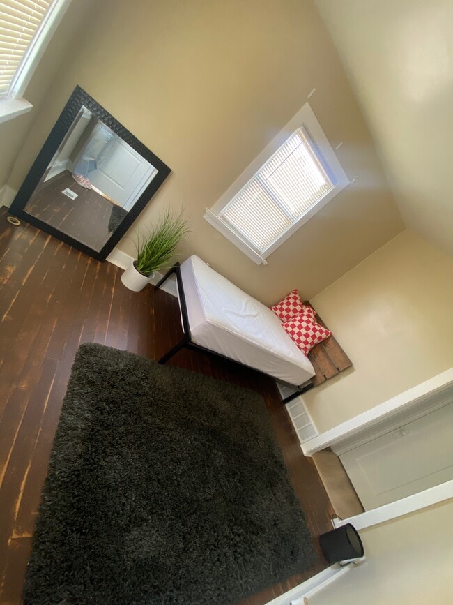 Photo - 440 N 800 W St