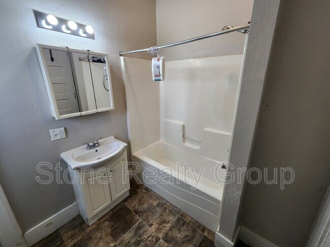812 College Ave Unit 2