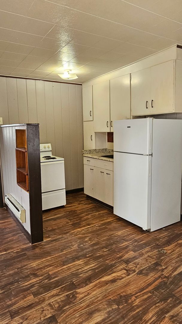 Photo - 1 bedroom duplex close to shopping