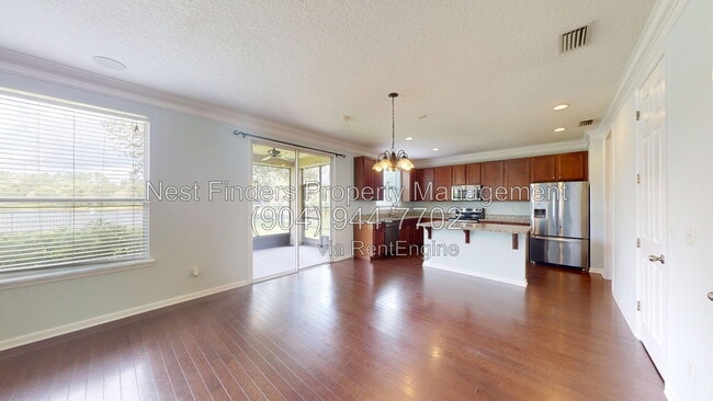 Photo - 112 Woodfield Ln