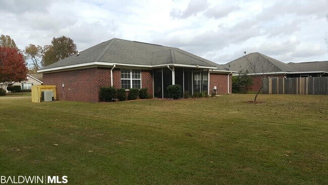 Photo - 502 Meadow Ln
