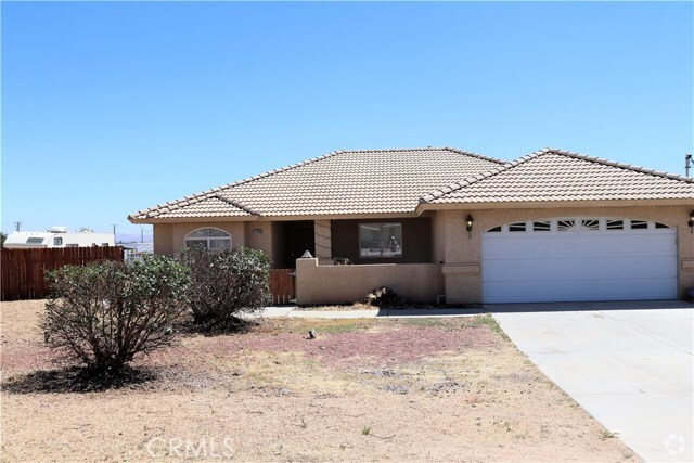 Building Photo - 11243 Pinon Ave Rental