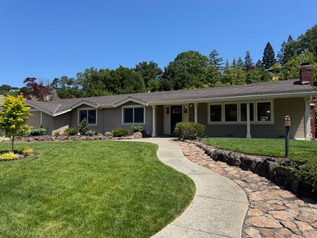 Beautiful updated single level Lafayette h... - Beautiful updated single level Lafayette h... House