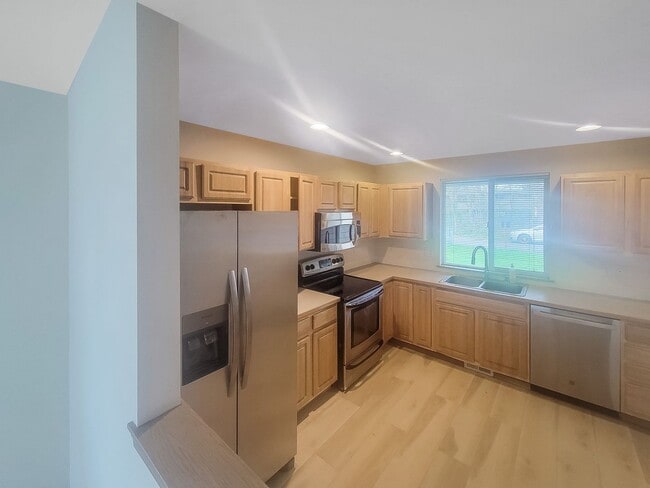Photo - Spanaway 3bed Rambler