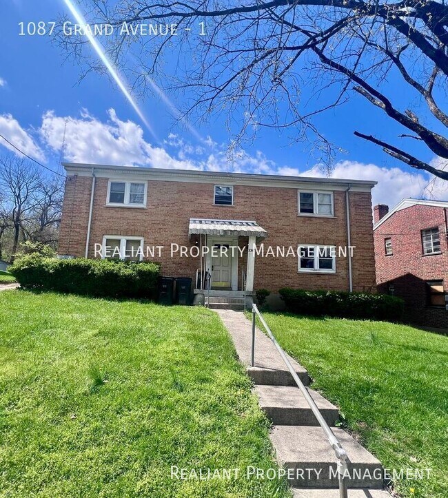 Building Photo - 1087 Grand Ave Unit 1