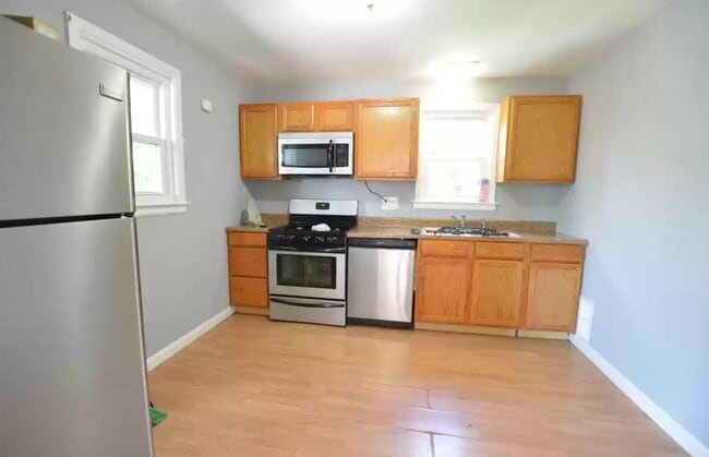 Photo - 1006 Willey St