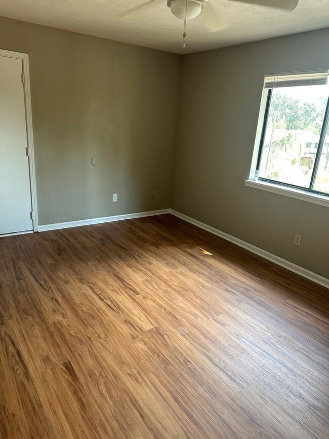 Photo - 1640 Willow Bend Way