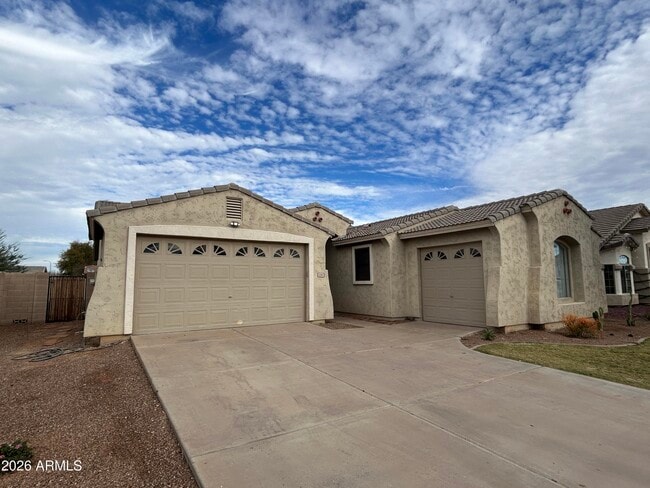 Photo - 2202 W Carter Rd