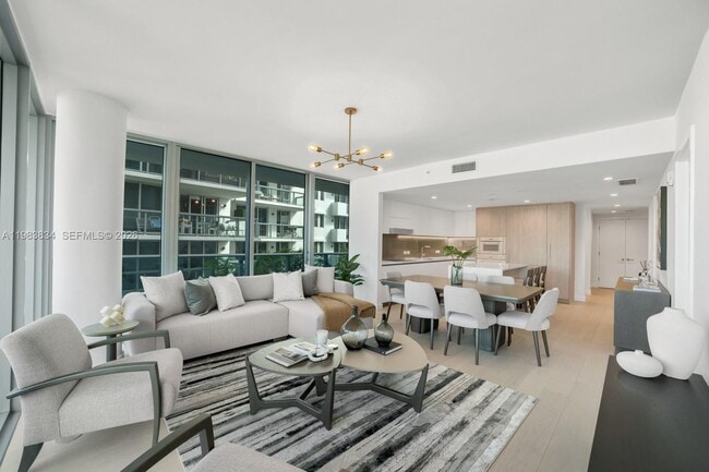 Photo - 9221 E Bay Harbor Dr Unit 412