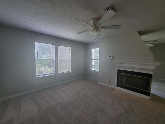 Photo - 6821 Willowbrook Dr