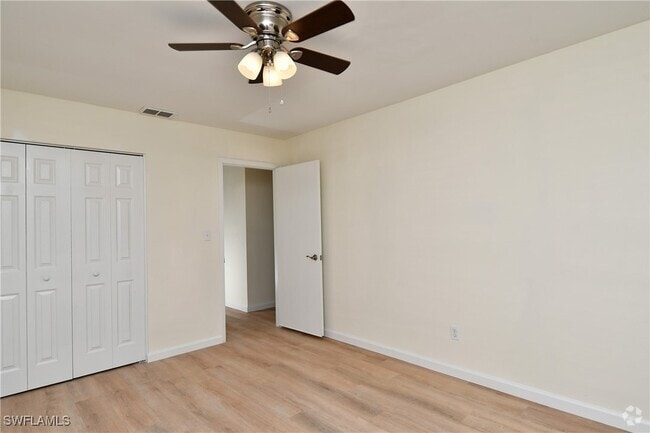 Building Photo - 16 Tangerine Ct Rental