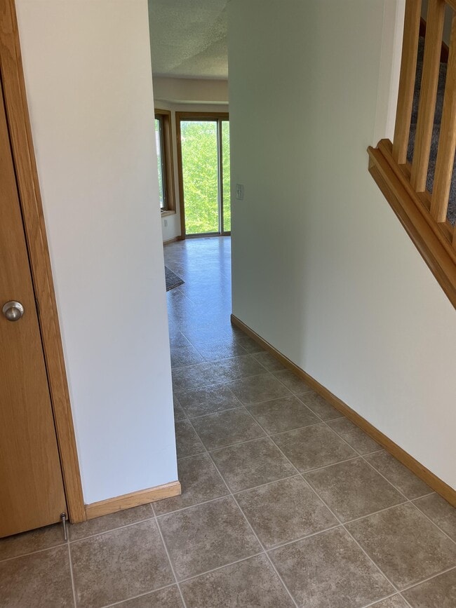 Photo - 9141 Leaf Cir