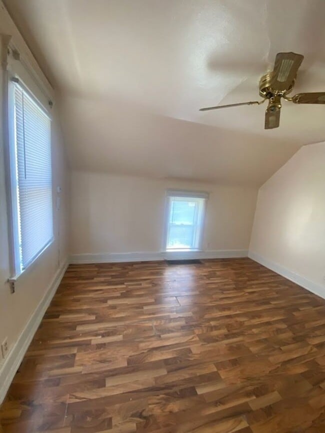 Building Photo - 1966 S 11th St Unit 1966A Rental