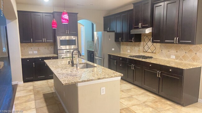 2505 Mesa Glen Dr