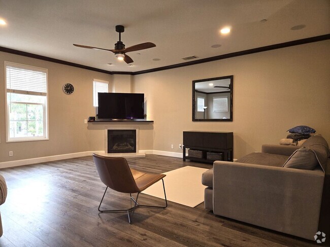 Building Photo - 1422 Educators Way Rental