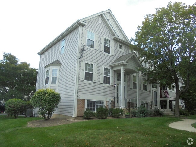 Building Photo - 1065 Manchester Cir Rental