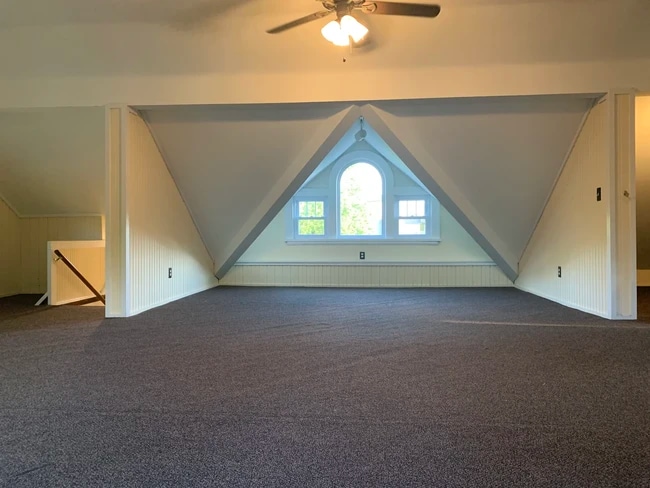 Photo - 620 N College Ave