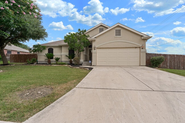Building Photo - 1214 Sugar Land Dr Rental