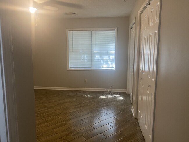 Photo - 5091 Farm Valley Dr NE