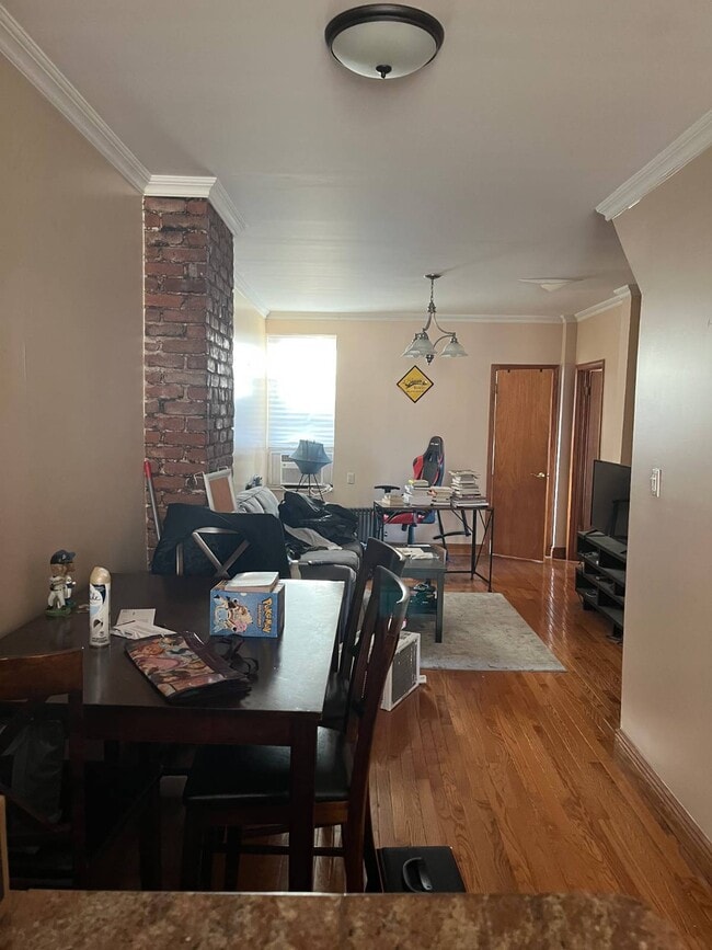 Photo - 48-08 30th Ave.