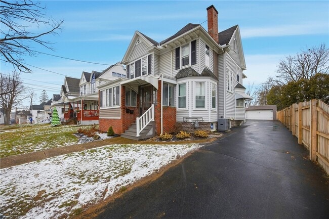 Photo - 6 Highland Park