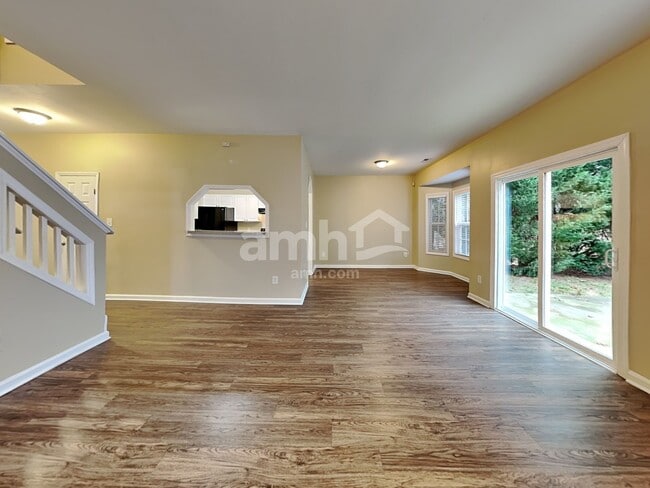 Photo - 1414 Southgate Dr