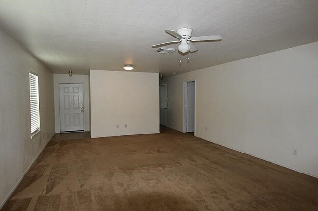 Building Photo - 5015 Fox Mill Ln Rental