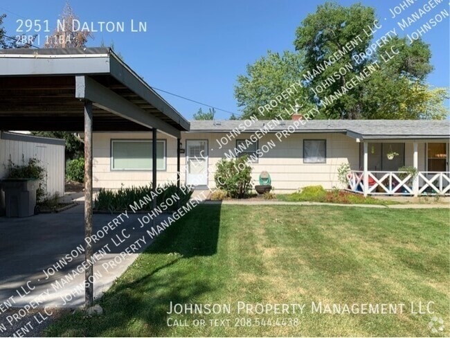 Building Photo - 2951 N Dalton Ln Rental