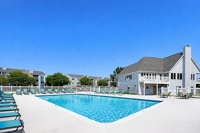 Building Photo - Central Park Apartments