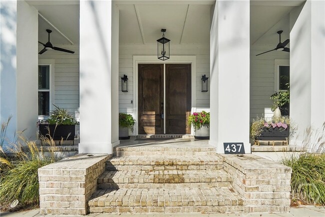 Photo - 437 Bear River Dr