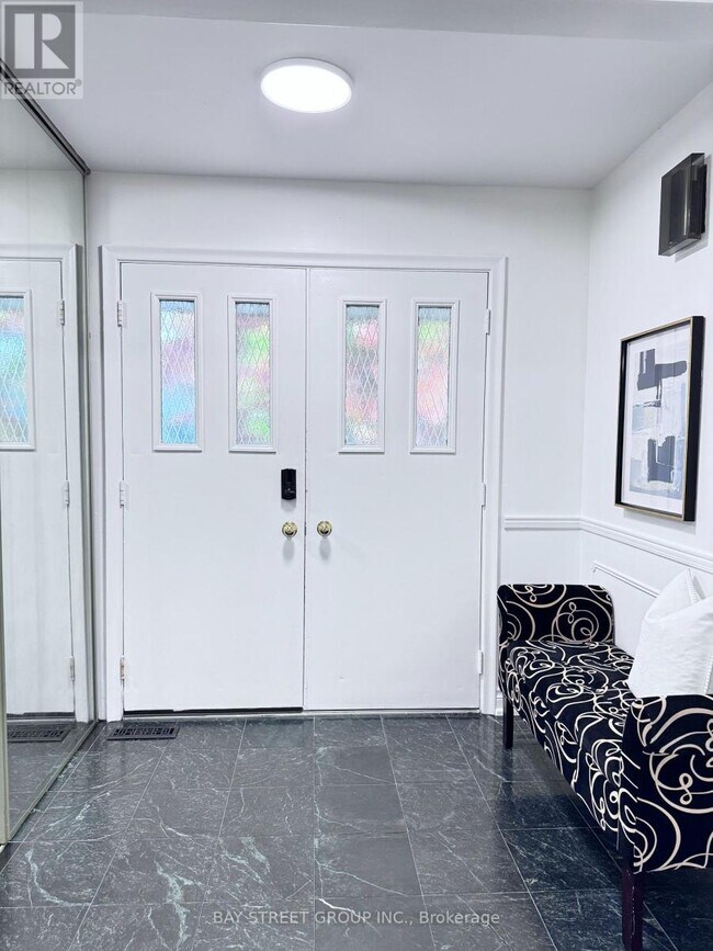 Photo - 37 Abbeywood Trail