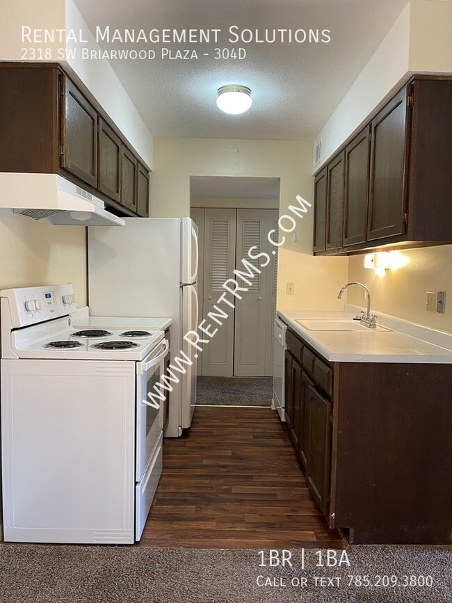 Photo - 2318 SW Briarwood Plaza Unit 304D