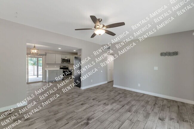 4000 W Orangewood Dr