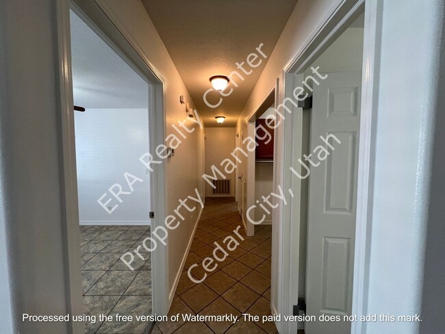 Photo - 159 E 820 S