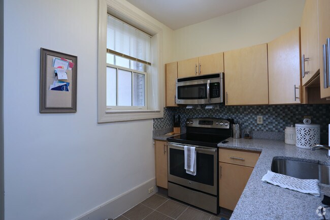 Algonquin Apartments For Rent In Baltimore Md Forrent Kitchen Algonquin Apartments