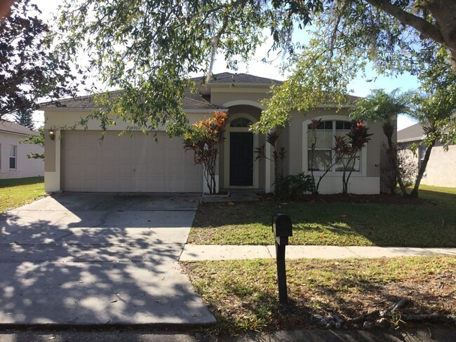 Stoneybrook East Golf Course Community: 4 ... - Stoneybrook East Golf Course Community: 4 ... House