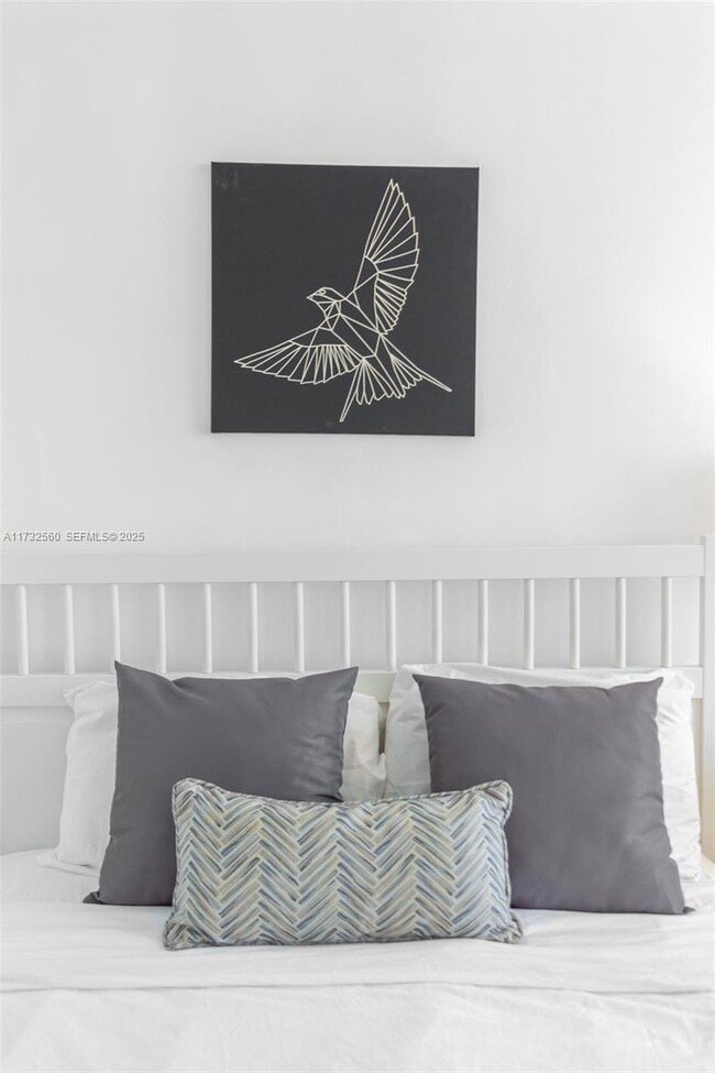 Photo - 5445 Collins Ave Unit 1633